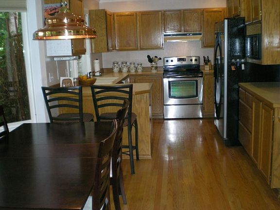 5th image of 4015 74th Avenue Ct NW