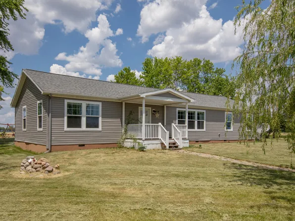 6375 W Dr S, Athens, MI 49011