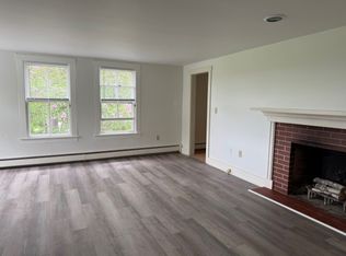 77 Case Rd, Winthrop, ME 04364