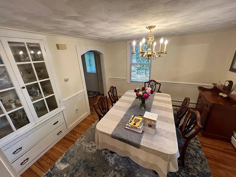 52 Dascomb Rd — Photo 10