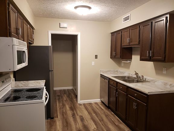 4th image of 6514 Liberty Bell Dr