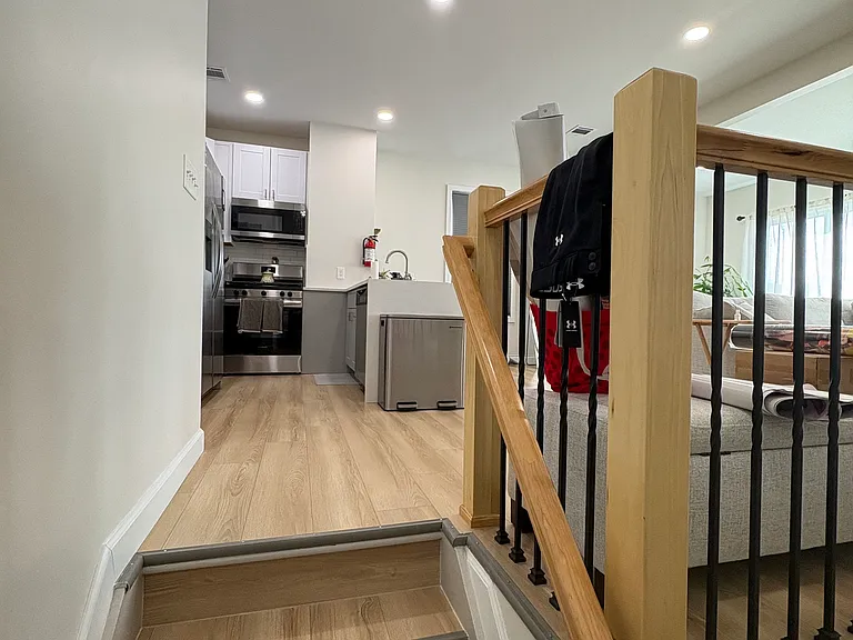540 Elm St #2 — Photo 2
