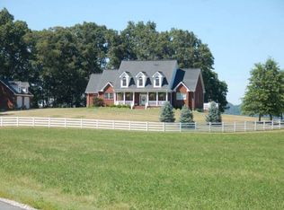 115 Suncrest Cv, Irvine, KY 40336