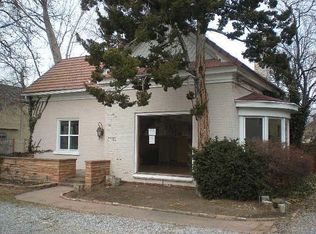 977 E Vine St, Murray, UT 84121