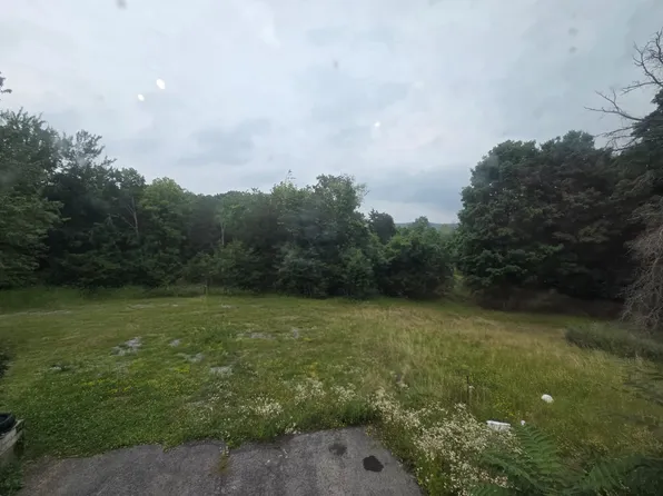 15 Woodard Rd, Monroe, NY