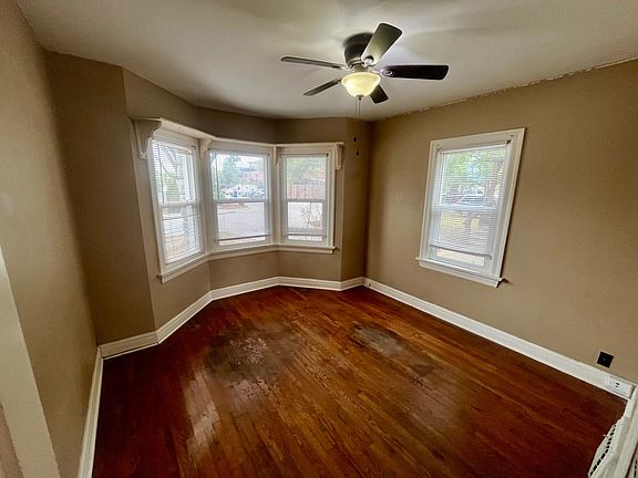 5th image of 1821 S Florence Ave