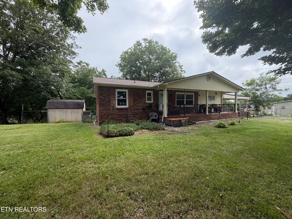 2860 Boyds Creek Hwy, Sevierville, TN 37876