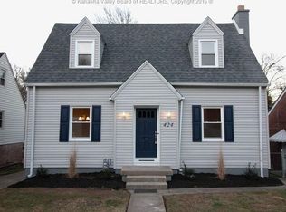 424 9th Ave, Saint Albans, WV 25177