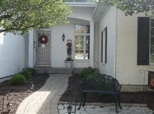 1280 Cranbrook Cir, Aurora, IL 60502