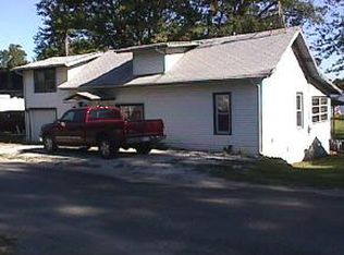 1249 N Main St, Kewanna, IN 46939