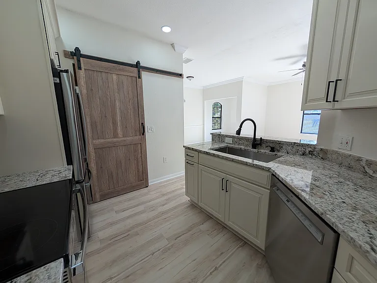 2107 Portofino Pl #3023 — Photo 12