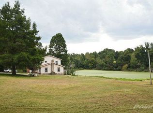 8997 E New Philadelphia Rd, Salem, IN 47167