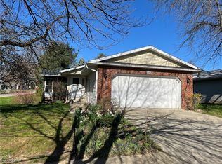 1654 Oakwood Cir, Wooster, OH