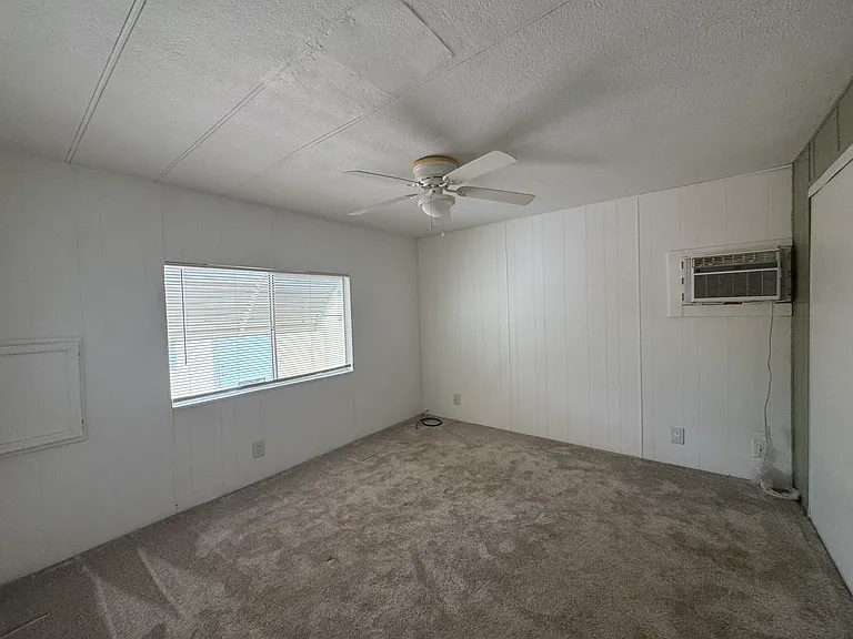 2145 Hermosa Dr — Photo 9