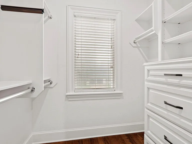 6806 Heron Dr — Photo 37