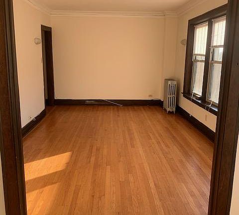 4th image of 900 S Cuyler Ave #3