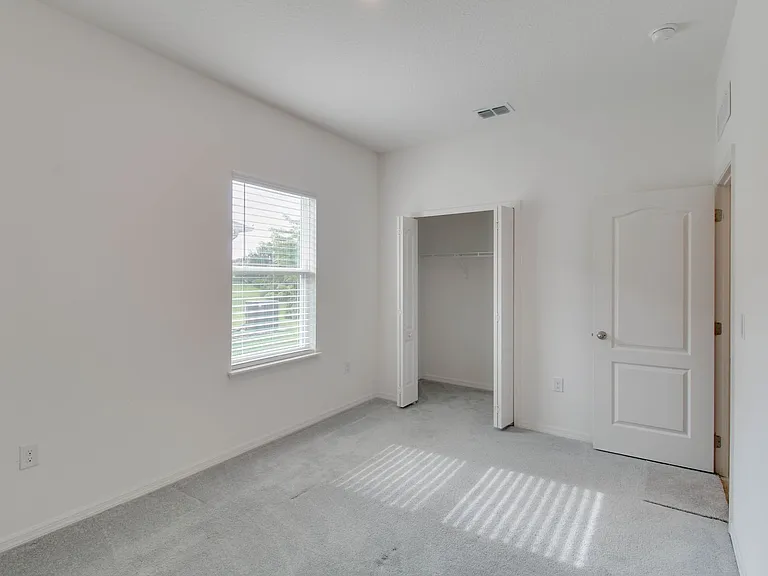 2525 Carriage Pointe Loop — Photo 14