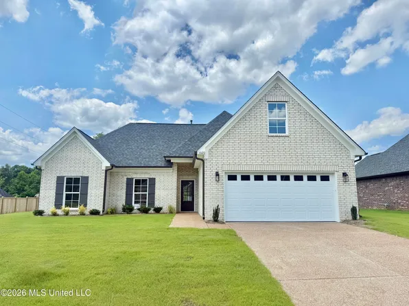 1020 Great Glen Dr, Southaven, MS 38671