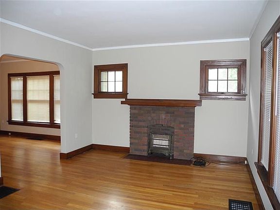 5th image of 253 Orchard Dr