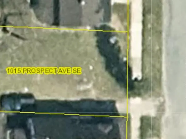 1015 Prospect Ave SE, Grand Rapids, MI 49507