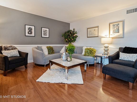3rd image of 121 E Janata Blvd APT 3B