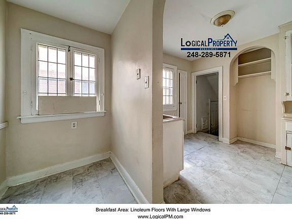 5th image of 4336 W Buena Vista St