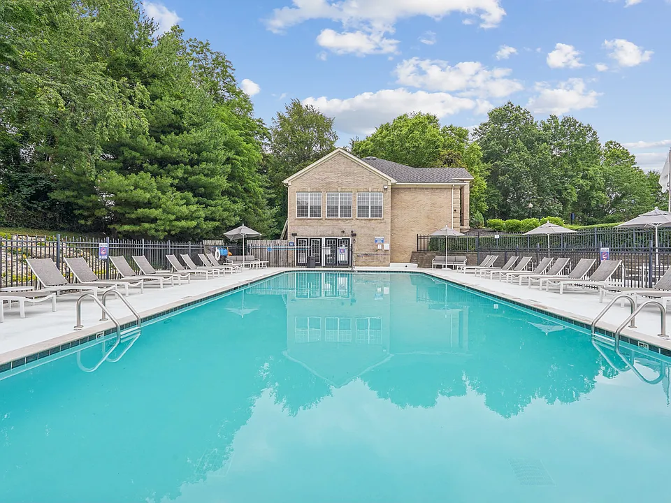 Orchard Hills Apartments