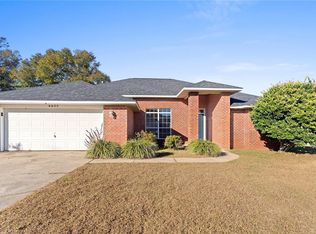 6622 Hallendale Dr, Pensacola, FL 32526