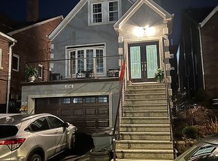 1516 Bantam Pl, Bronx, NY 10469