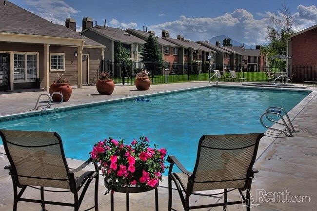1st image of 1465 W River Cross Ct APT 21