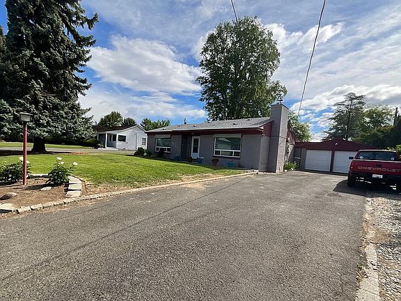 2nd image of 221 S 48th Ave
