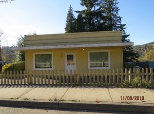 275 NW 5th St, Clatskanie, OR