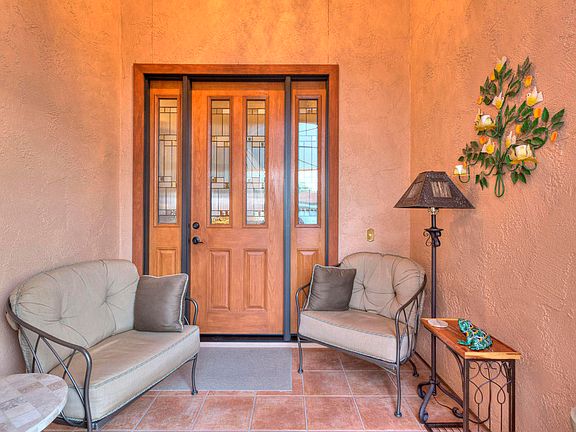 4th image of 807 W Union Bell Dr