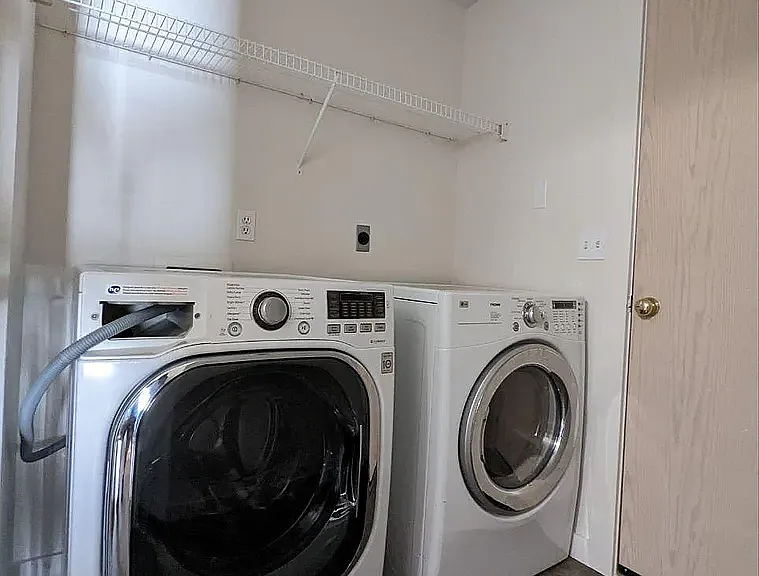 5210 Grove St #A — Photo 13