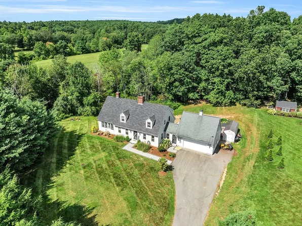 71B South Rd, Pepperell, MA 01463