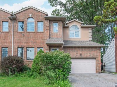 2167 Jones Rd, Fort Lee, NJ, 07024