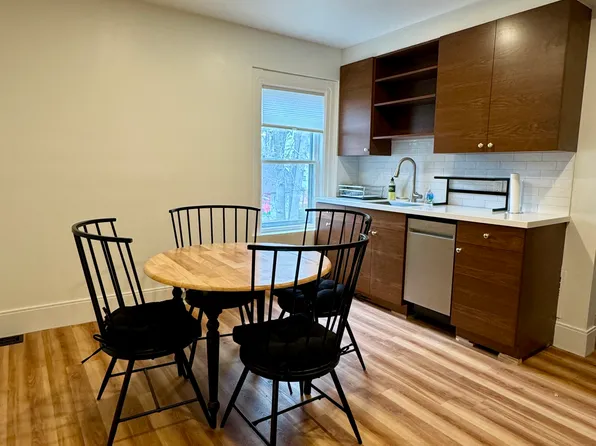 (undisclosed Address), Burlington, VT 05401