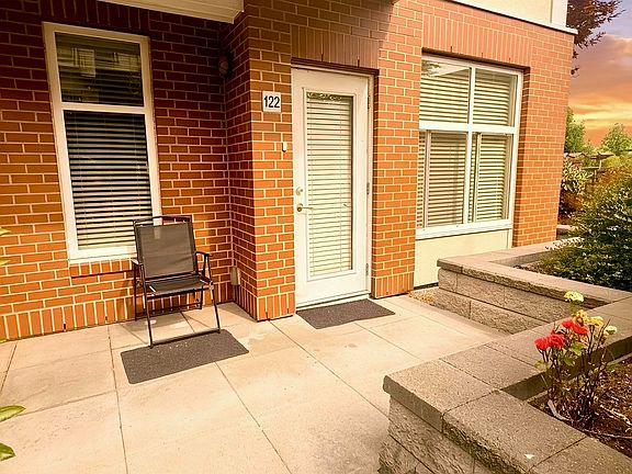 3rd image of 15956 86a Ave #122