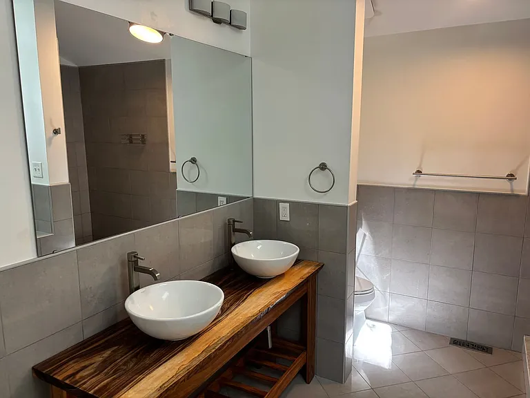 2729 Poplar Ln — Photo 5