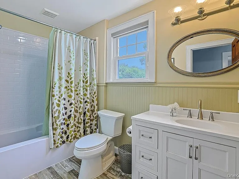 21 Anderson Ave — Photo 29