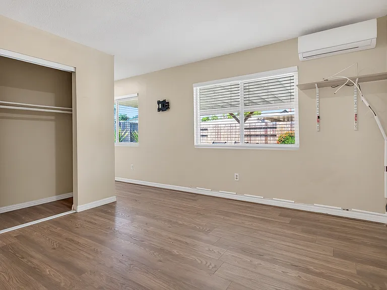 2051 Sycamore Ct — Photo 20