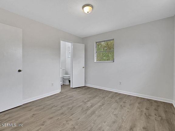 5th image of 2313 BETSY Drive