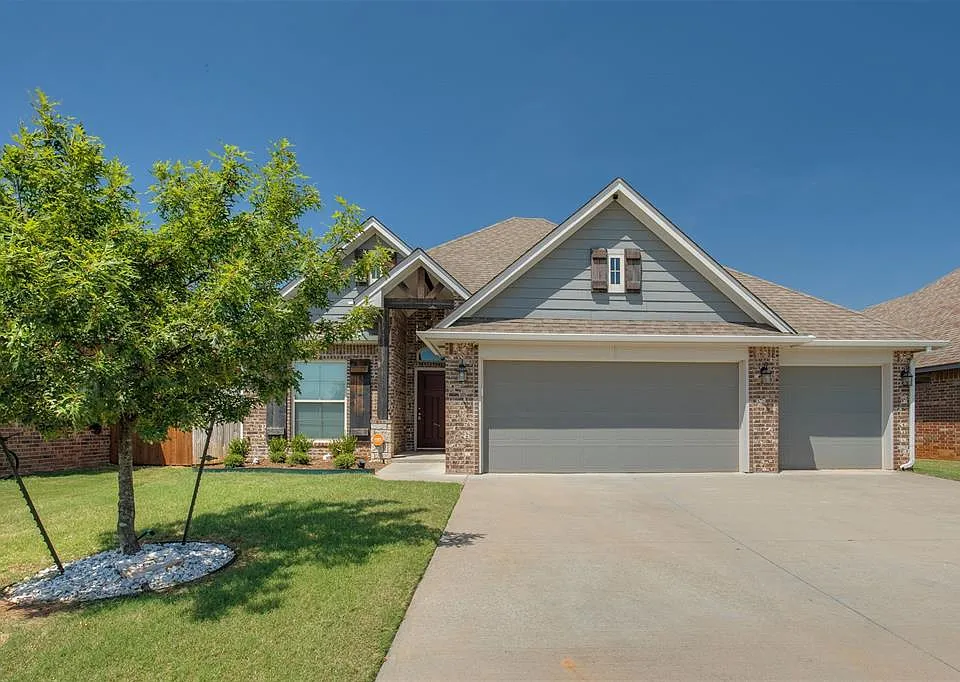 3812 Presidio Cir