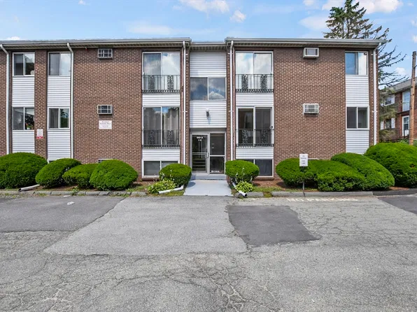 180A River St APT 2, Waltham, MA 02453