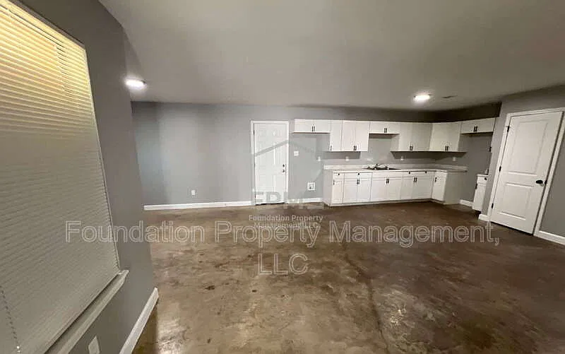 5 bed, 2.0 bath, 1921 sqft, $1,775 — Photo 4