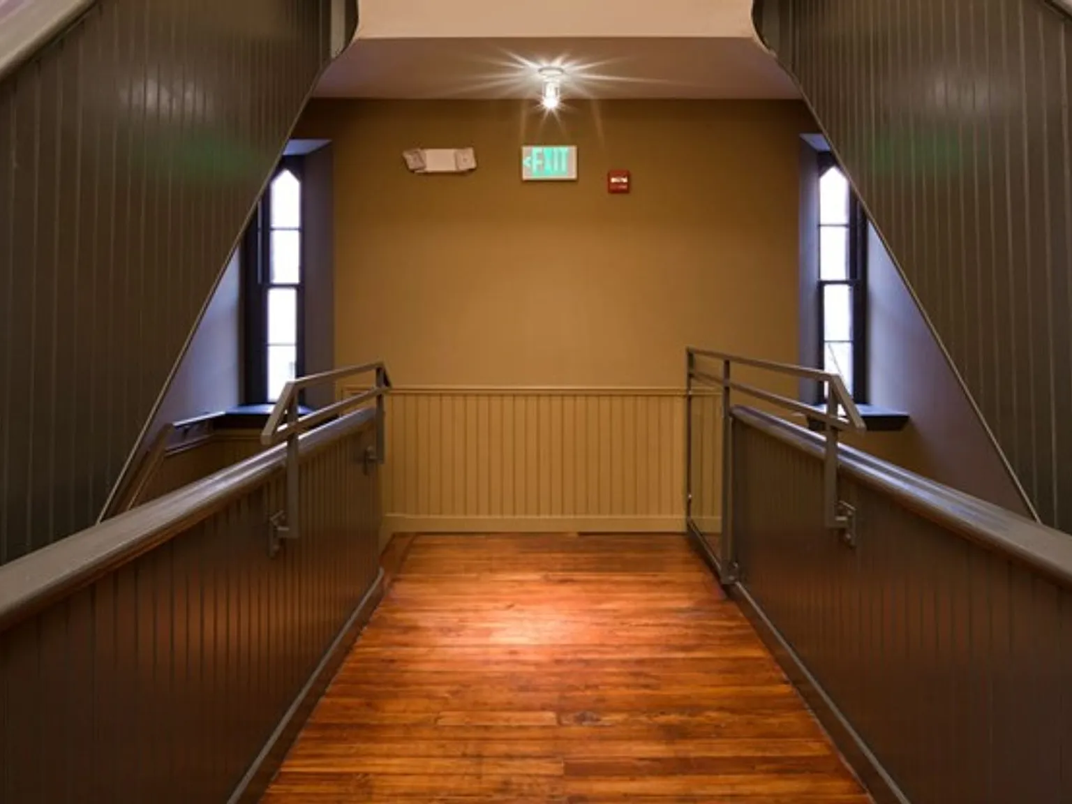 125 W Saratoga Street — Photo 4