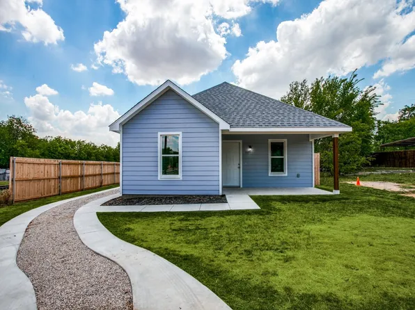 1320 E Leuda St, Fort Worth, TX 76104