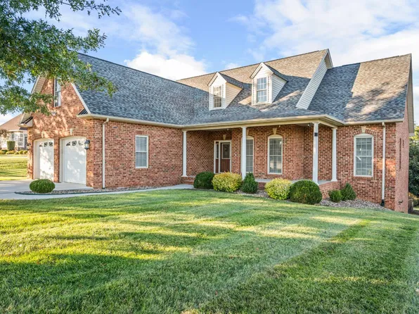 1286 Farmington Dr, Forest, VA 24551