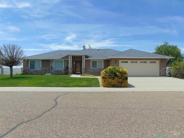 73 SW 26th St, Ontario, OR 97914
