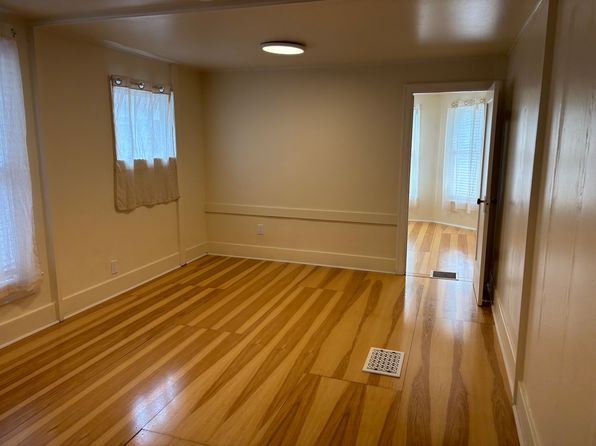 4 bedroom rental in Vancouver — photo 18